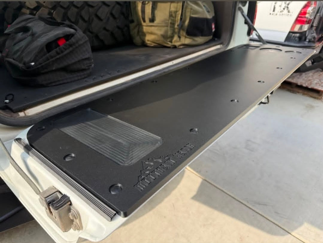 80 Series Toyota Landcruiser 1991-1997 overland tailgate insert